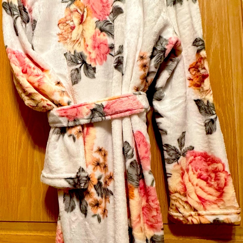 Flora Robe - Picture 3 of 6